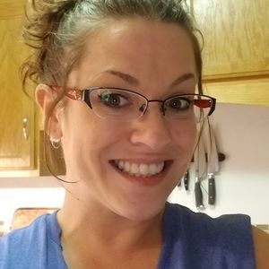 Meet your Posher, Liz